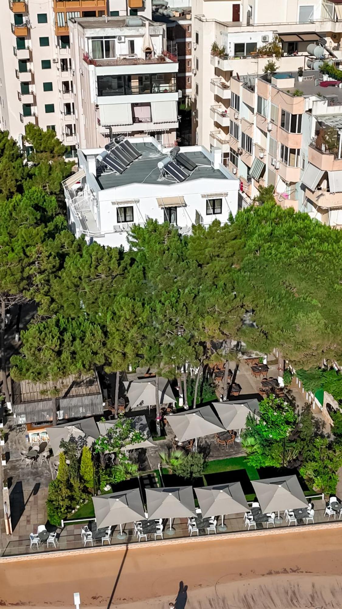 Hotel Andi Durrës Exteriör bild